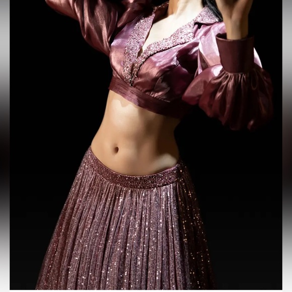 Rose vintage lehenga - Picture 6 of 7